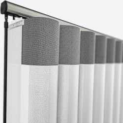 Contrasting Black | Illusion Blind